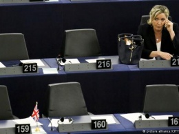 Во Франции начато расследование против Ле Пен из-за нецелевого расходования средств Европарламента