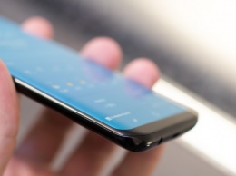 Samsung не готова внедрять дисплейные сканеры отпечатков