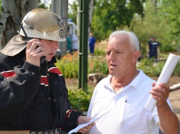 Николаевские спасатели ликвидировали условный «пожар» в гериатрическом пансионате