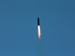 Северная Корея впервые запустила межконтинентальную баллистическую ракету