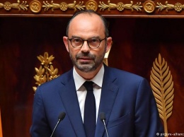 Премьер Франции объявил о мерах экономии в борьбе с бюджетным дефицитом