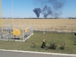 Горит нефтебаза: под Одессой взорвался бензовоз