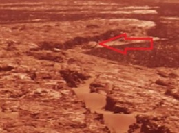 На Марсе обнаружен загадочный металлический объект