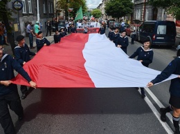 В Варшаве проходят траурные мероприятия в память жертв Волынской резни