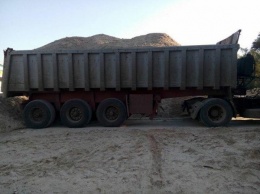 Украинская Добровольческая армия обнаружила незаконную добычу песка на Херсонщине