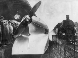 «Летящие над землей»: как появились первые реальные поезда-самолеты