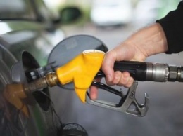 Сети АЗС начали поднимать цены на газ