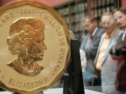 В Берлине полиция провела аресты за кражу 100-килограммовой золотой монеты