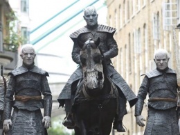 В центре Лондона появились "белые ходоки" из Игры престолов