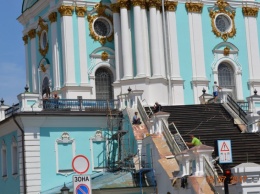 Смотровую площадку возле Андреевской церкви планируют открыть после реставрации в августе (фото)