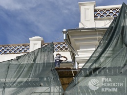 Реставрацию фасада галереи и могилы Айвазовского закончат в ближайшие дни - Крысин