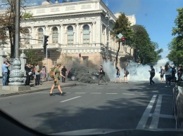 Беспорядки под ВР. Люди требуют досрочных выборов