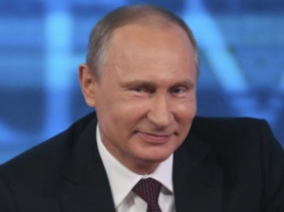 Путин взорвал Сеть, появившись в компании таинственной персоны