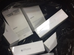 В запорожском магазине техники изъяли iPhone на 200 000
