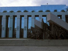 Парламент Польши подчинил Верховный суд Минюсту