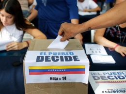 В референдуме венесуэльской оппозиции приняли участие свыше 7 млн человек