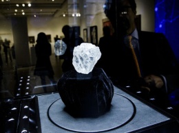 Большой распил. Крупнейший в мире алмаз продадут по кусочкам