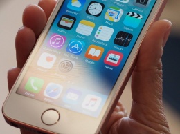Эксперты рекомендуют не ждать iPhone SE второго поколения