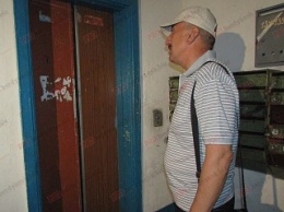 Мэр Бердянска потребовал от «Жилсервиса-2а» восстановить круглосуточную работу лифтов
