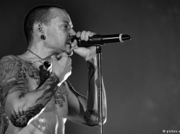 В США покончил с собой вокалист группы Linkin Park Честер Беннингтон