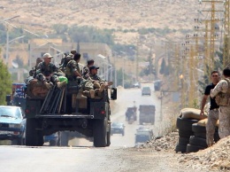 Ливанская армия подключилась к наступлению против исламистов в Сирии