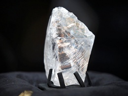 Ученые из России раскрыли "железный" секрет рождения алмазов в недрах Земли
