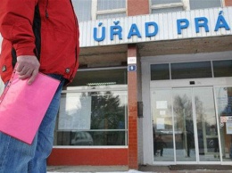 Чехия выдала в два раза больше разрешений на работу для украинцев