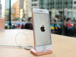 Почему iPhone за 1000 долларов невыгоден самой Apple