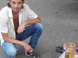 В центре Одессы мужчина приставал к девочке: его прогнала неравнодушная женщина (ФОТО)