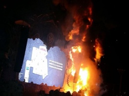 В Барселоне, во время фестиваля вспыхнул пожар, 22 тысячи человек эвакуированы