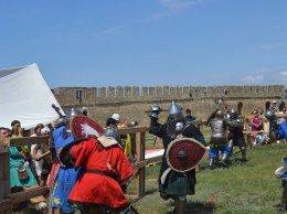 В Белгород-Днестровской крепости состоялись рыцарские поединки
