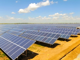 В Херсонской области запустили солнечную электростанцию, способную обеспечить энергией 15 сел