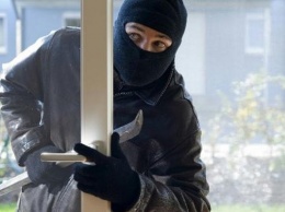 На Херсонщине грабят квартиры благодаря открытым окнам
