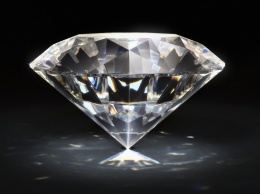 Физики получили двумерный алмаз