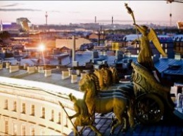 Высоко и красиво: в Питере легализована экскурсия на крыше