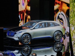 Mercedes EQ-A: немецкий бренд пообещал превзойти Tesla