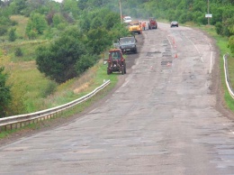 На Донетчине в этом году отремонтируют еще 60 км дорог
