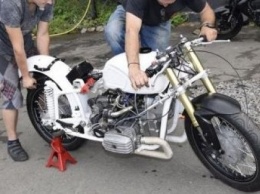 Украинский мотоцикл Днепр попробует установить рекорд скорости в США