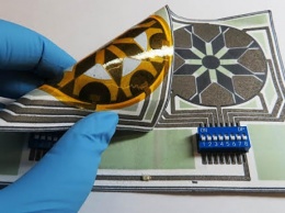 Создан аккумулятор из бумаги, который заряжается от слюны