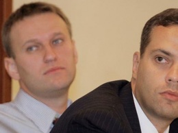 Журналист заснял встречу сотрудников штаба Навального с американским НКО