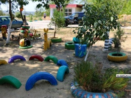В Керчи определили двор, который получит бесплатную детскую площадку
