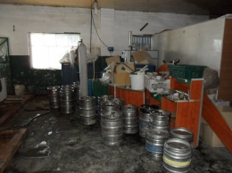 В Херсонской области ликвидировали цех, где незаконно производили пиво