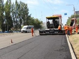 Затруднен проезд: в Запорожье ремонтируют дорогу на Рельефной