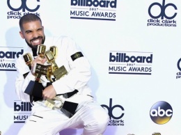 Drake впервые с 2009 года покинул чарт Billboard Hot 100