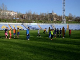МФК «Николаев» провел для юных николаевцев «Звездные уроки футбола»