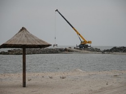 Буны для укрепления берега позволят увеличить пляжи Бердянска