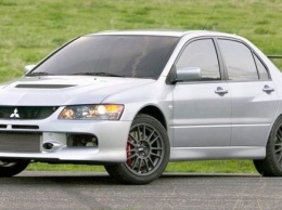 В моторе Lancer Evo нашли головку ключа с завода