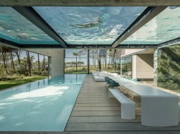 Меж двух бассейнов: необычный дом в Португальской Ривьере