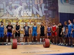 На чемпионате Украины по тяжелой атлетике черниговцы завоевали 2 медали