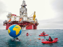 В Норвегии задержали судно Arctic Sunrise и 35 активистов Гринпис